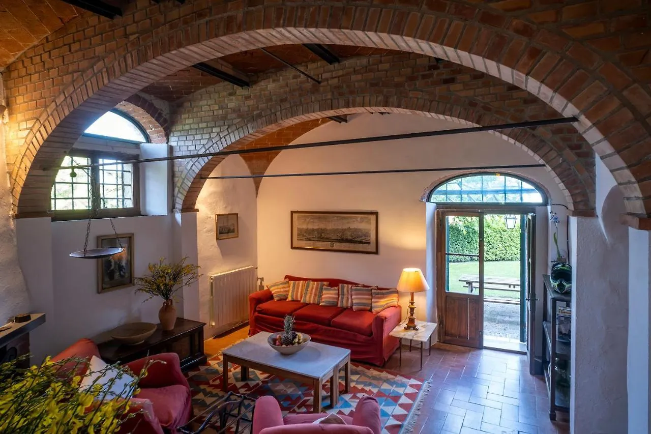 Farm stay Castello Del Calcione Villa Lucignano Italy
